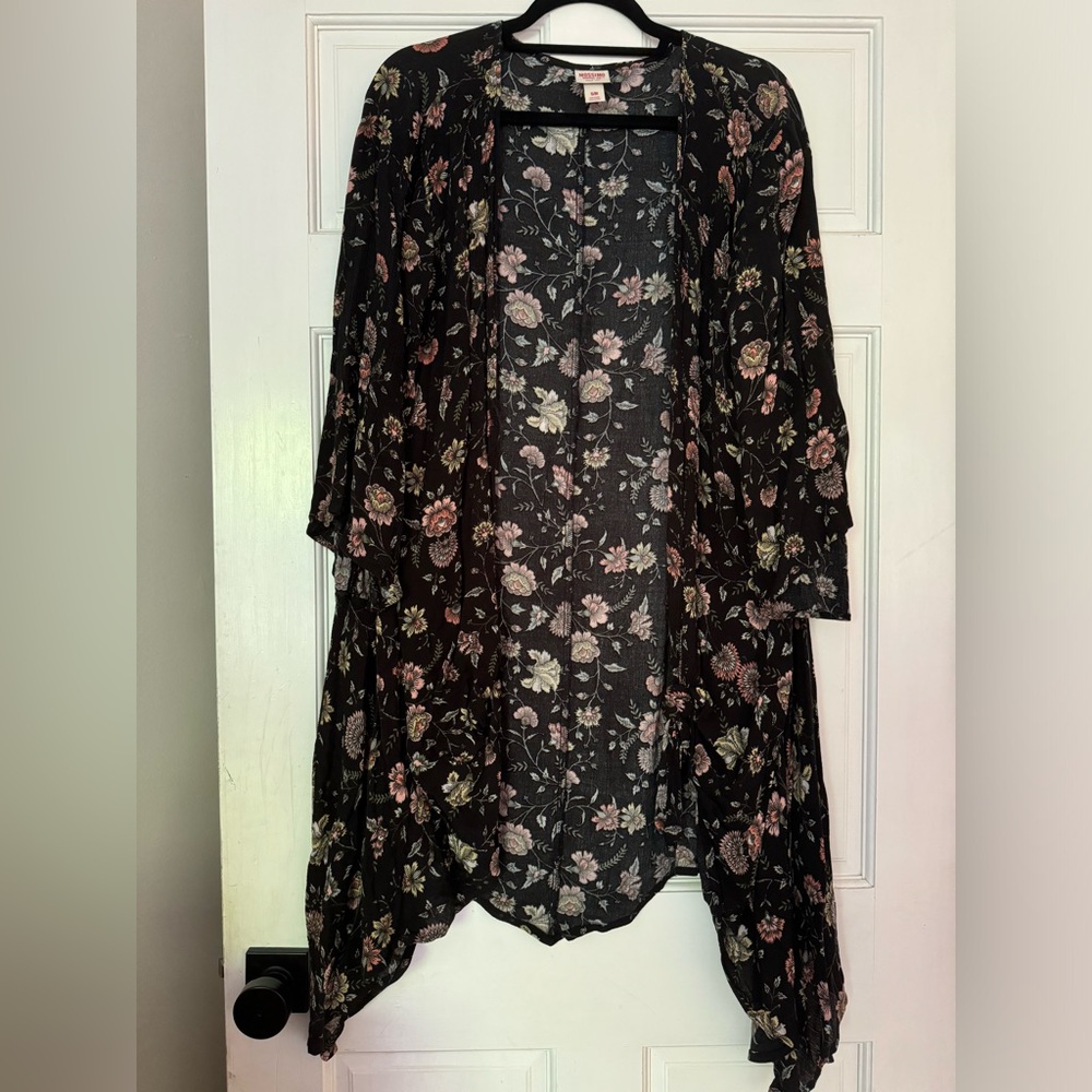 Mossimo Medium Kimono